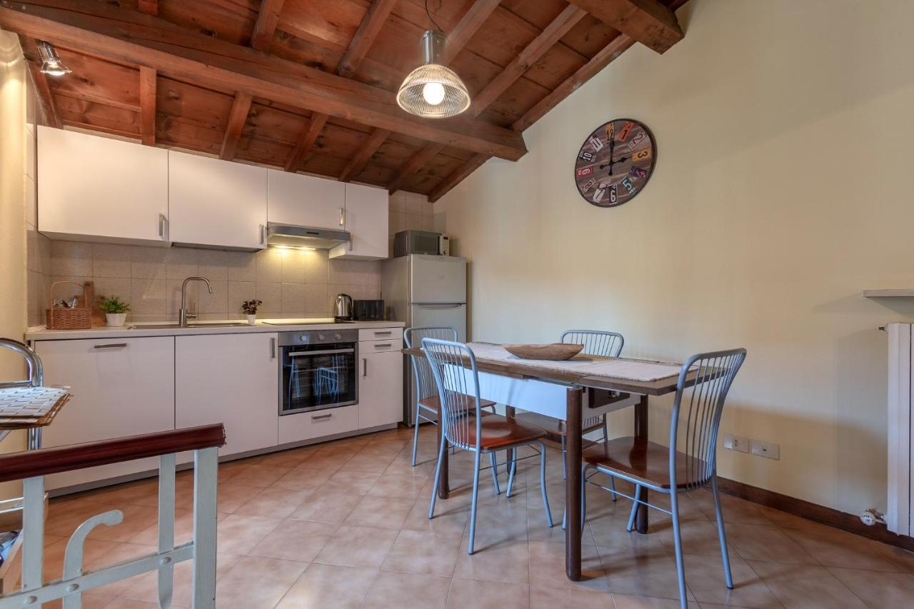 Ferrara Casa Dell'Archivolto Con Garage Apartment Luaran gambar